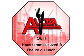 Nous sommes ouvert à l'heure du dîner. Nous sommes ouvert à l'heure du dîner.